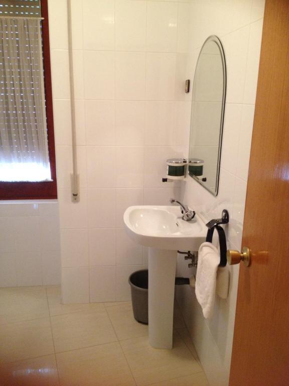 Hostal Cervantes Valdemoro Phòng bức ảnh